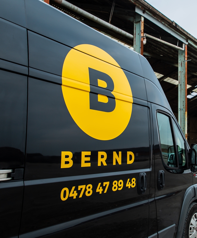 Bernd - belettering bestelwagen - ikoon tielt