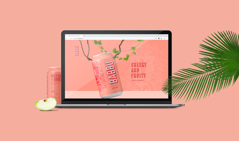 website babbu op roze achtergrond